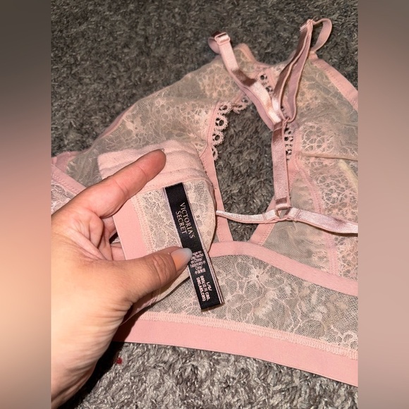 Victoria’s Secret Very Sexy Pink Floral Lace & Mesh Bralette Size Large - Picture 7 of 7